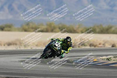 media/Dec-06-2025-CVMA (Sat) [[4a896cc04c]]/Race 8- Formula 40 MW and LW/